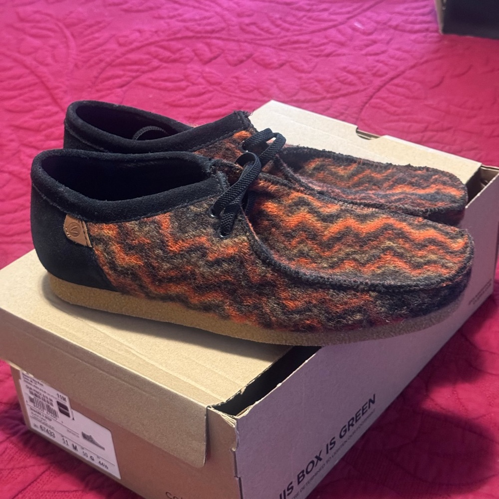 Clark’s wallaby Colorful Zigzag Patterned Shoes